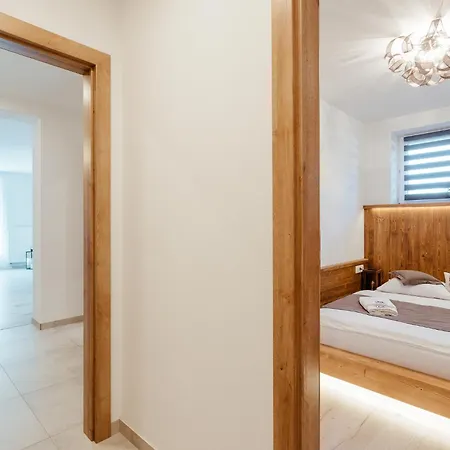Lejlighedshotel Miracle Seasons