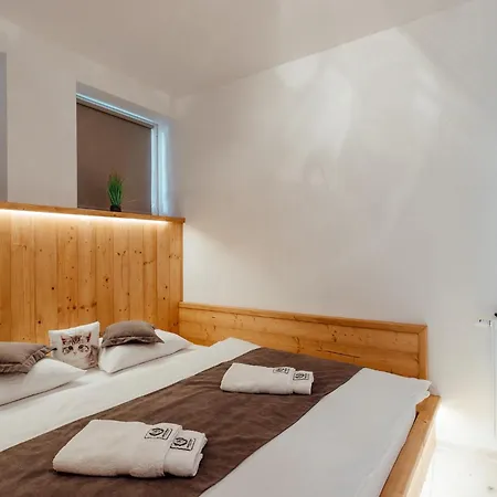 Aparthotel Miracle Seasons 3*
