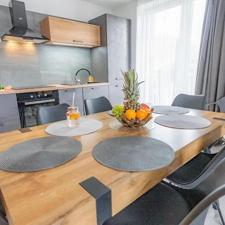 Miracle Seasons Aparthotel Liptovsky Mikulas